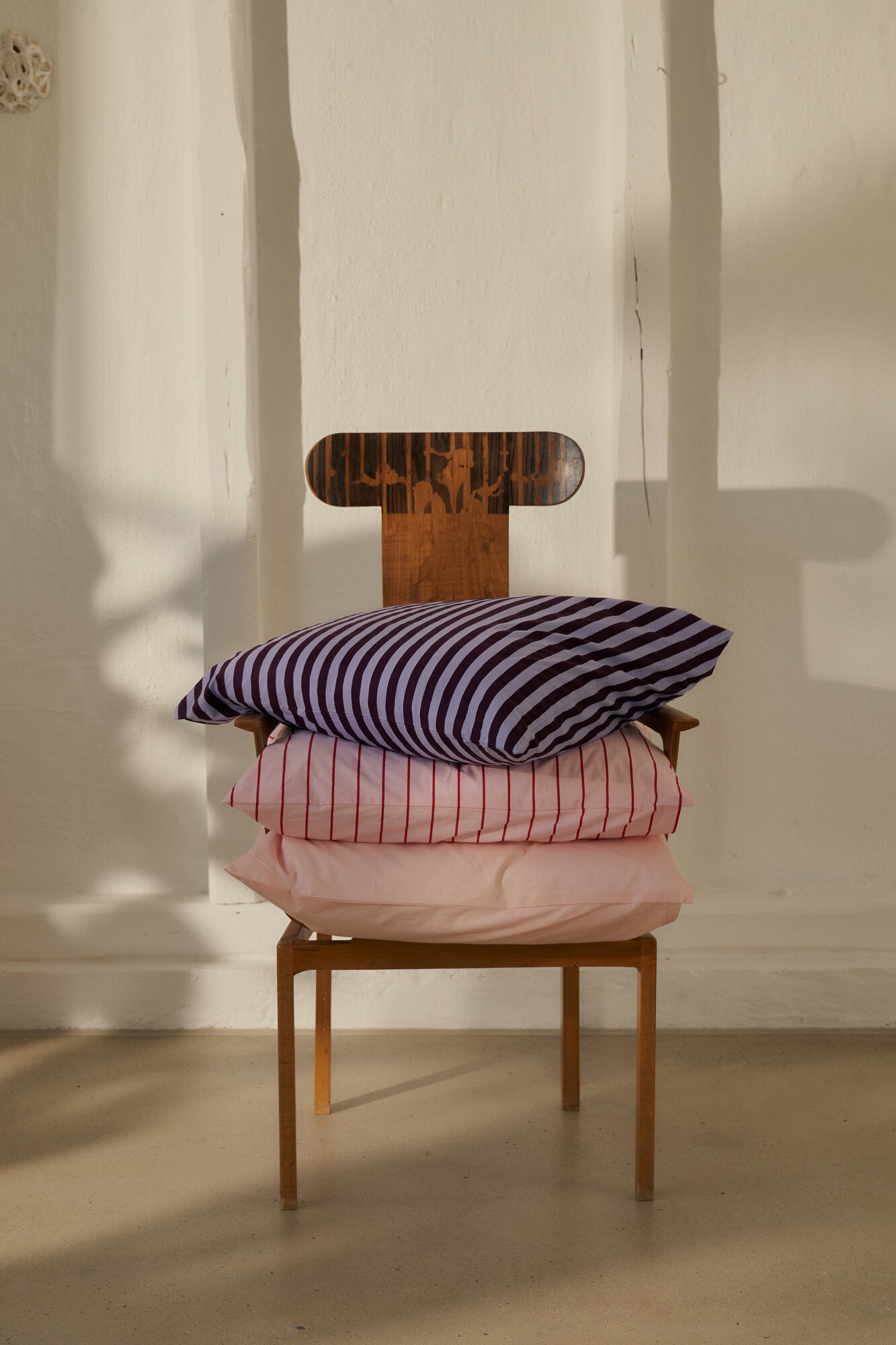 Percale hovedpudebetræk, 60x63 cm – Wine & Lavender blue